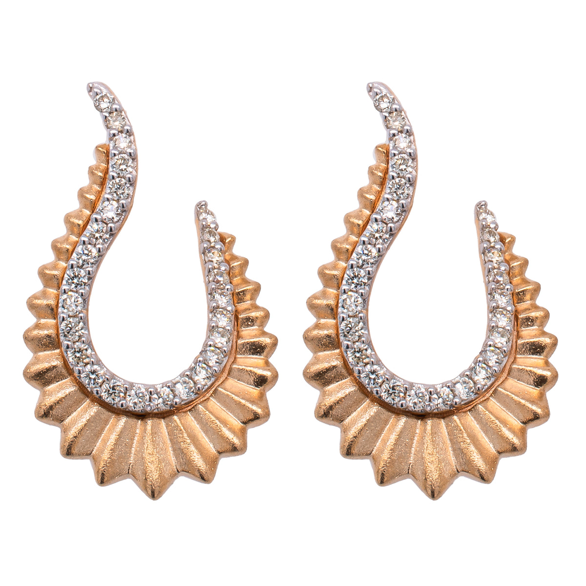 14K Yellow Gold Fluted Matte Twisted Stud Diamond Earrings