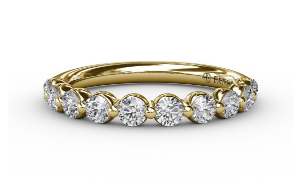 14K Yellow Gold Single Shared Prong Natural Diamond Wedding Band | 0.61 CTW