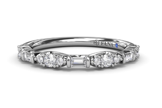 14K White Gold Emerald and Diamond Cluster Wedding Band | 0.299 CTW